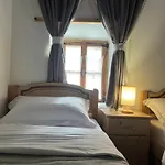 Kujtimi Penzion
