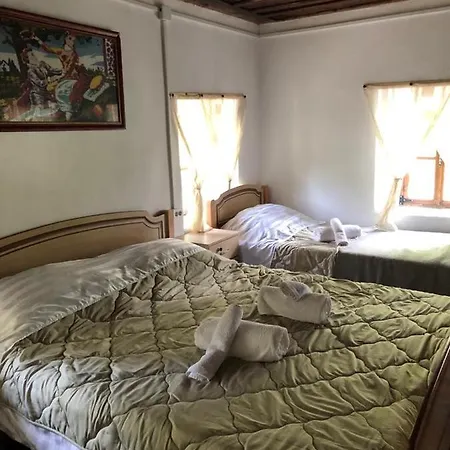 Guest house Kujtimi *