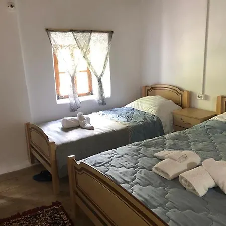 Kujtimi Guest house Theth