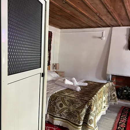 Gasthof Kujtimi 3*